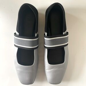 M. Gemi Elastic Strap Flat